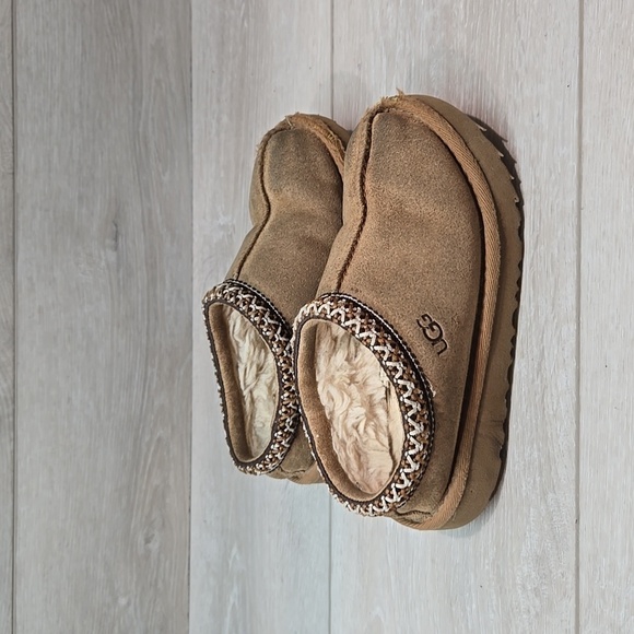 Ugg Australia Tasman II Kids Platform Sheepskin Boots shoes sz 11 Toddlers - Picture 2 of 12